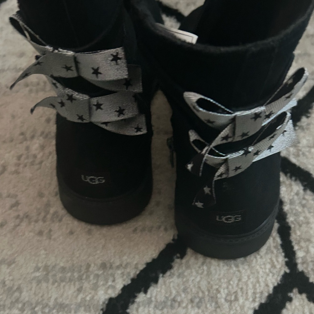 Girls Uggs